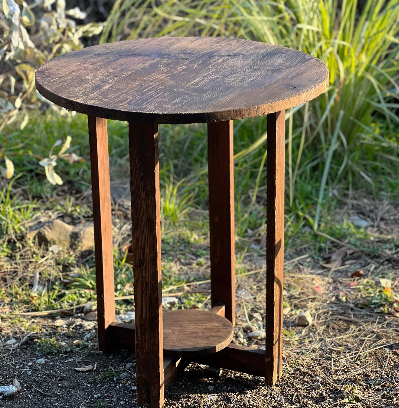 木製円テーブル